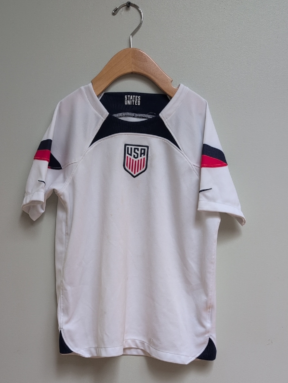 Nike Kids USA Soccer Jersey in White, Navy & Pink
